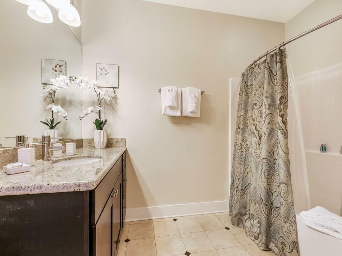Beautiful Condos Steps From French Quarter And Bourbon St New Orleans Exterior photo
